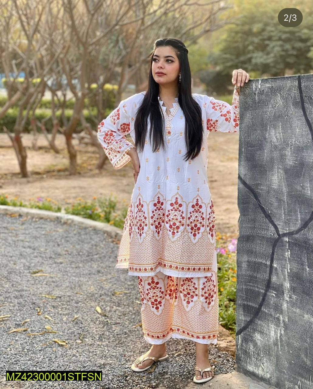 2 Pcs Women Arabic Lawn Stitched Suit