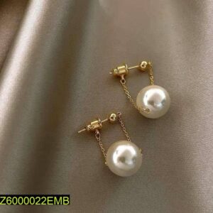 Beautiful earrings Ball Shape